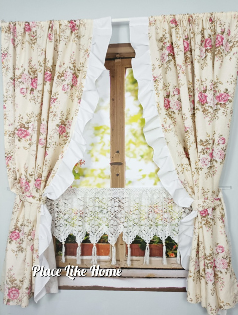 Zasłonki kwiaty na ecru